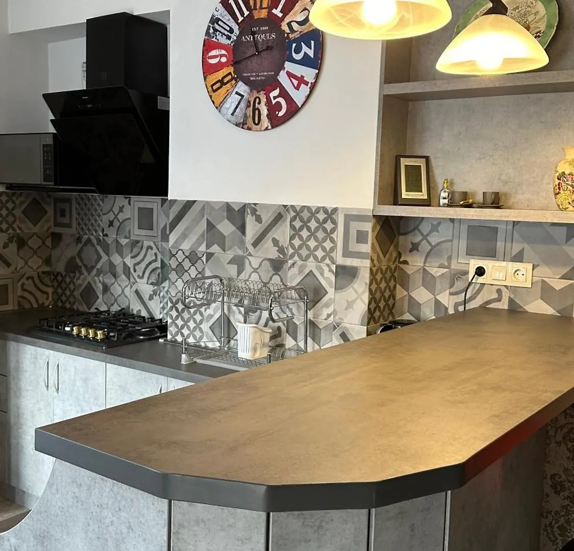 Spacious Apartment By The Kura River With Great Views Tbilisi