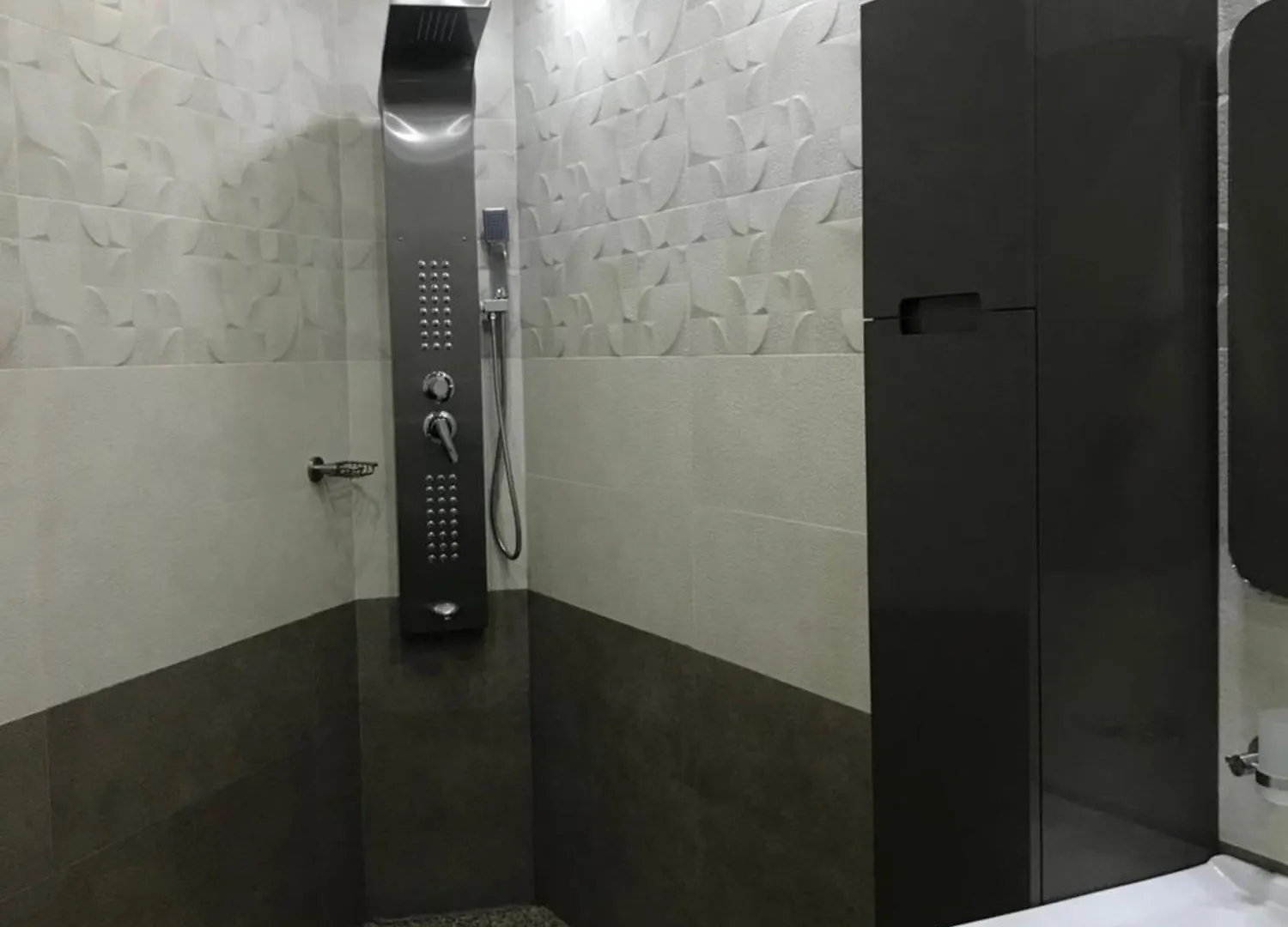 Spacious Apartment By The Kura River With Great Views Tbilisi 0*,