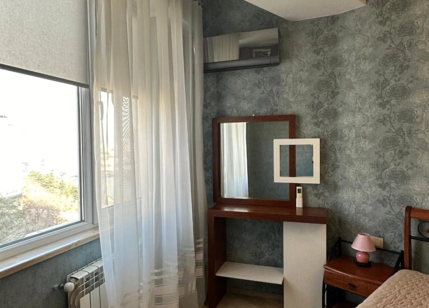 Spacious Apartment By The Kura River With Great Views Tbilisi