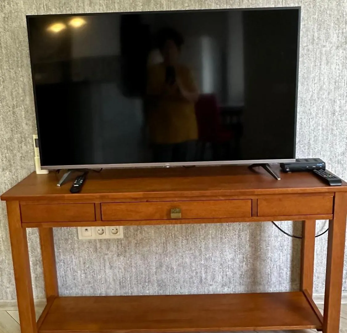 Spacious Apartment By The Kura River With Great Views Tbilisi